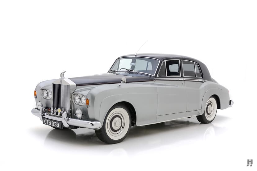Vintage Classic - B&W Limo Inc.
